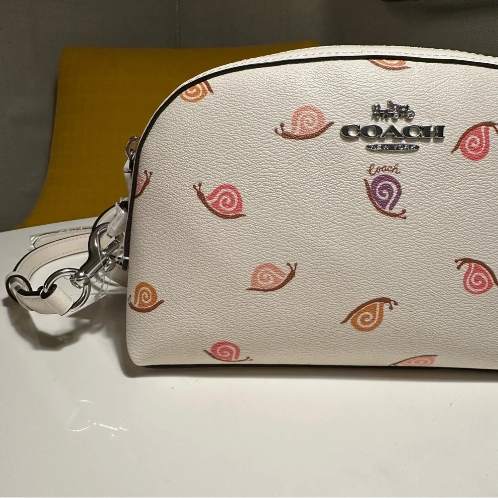Coach Authentic White Snail Print Women's Bag Madi Women's Crossbody Bag New - Picture 3 of 12